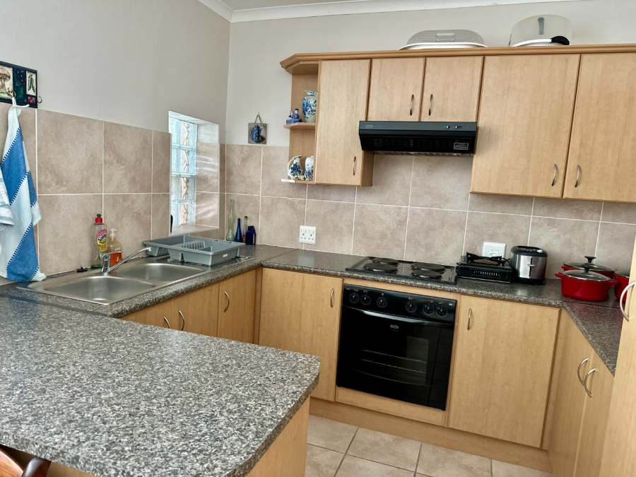 4 Bedroom Property for Sale in Fraaiuitsig Western Cape